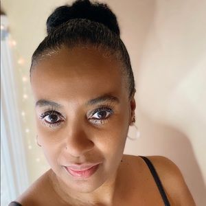 Meet your Posher, Frances